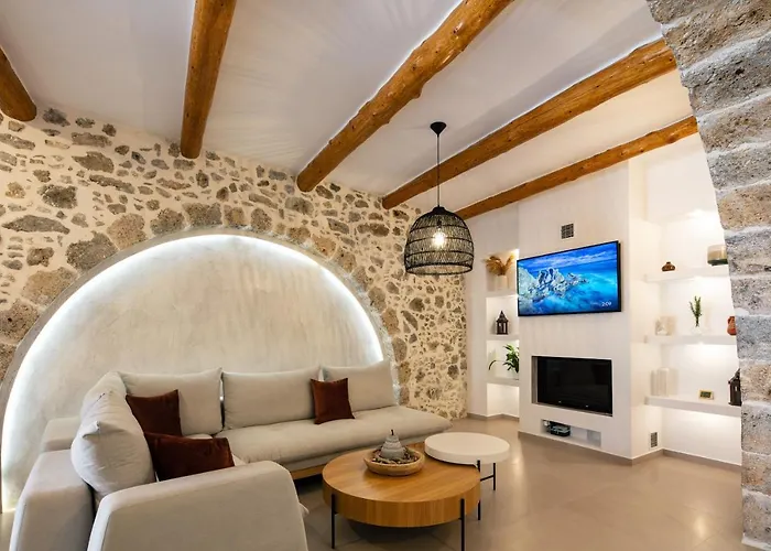 Petrino Two-Bedroom House In Mirthios
