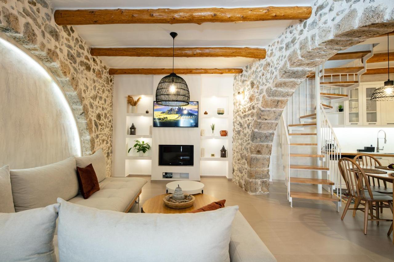Ferienhaus Petrino Two-bedroom House In Mirthios *