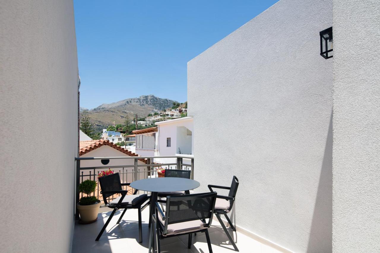 Ferienhaus Petrino Two-bedroom House In Mirthios